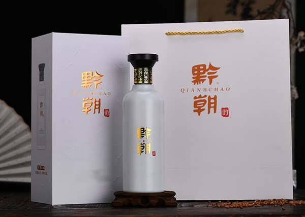 |白酒品韵，贵州黔朝|不同的年份酒，其口感有什么差异？